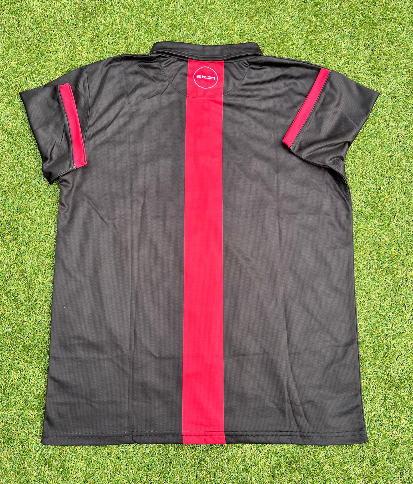 SK21 Black-Line Red